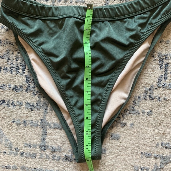 High Waisted Bikini Set - Picture 5 of 8